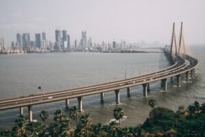 Read more about the article Luxury Living in Mumbai: The 2024 Boom in Real Estate